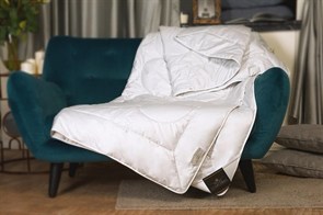 Импортное швейцарское одеяло "Trois Couronnes Cashmere"